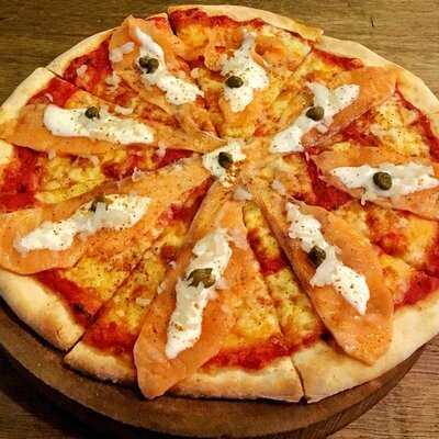 Hello Pizza Baradise