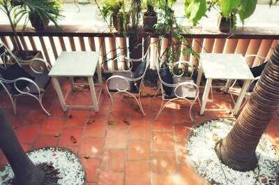 Nhà Hàng Bonjour Resto' Nguyen Huy Tuong