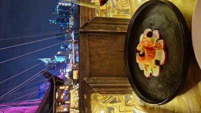 Elisa Floating Restaurant