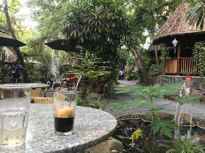 Cafe Sân Vườn Cá Koi Cà Phê Chòi Võng Coffee Home Garden C K