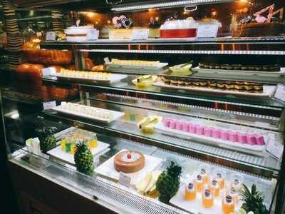 Nhà Hàng D'maris - Buffet Cao Cấp