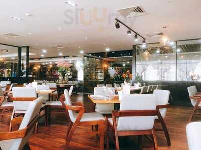 Nhà Hàng D'maris - Buffet Cao Cấp