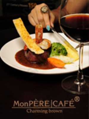 Monpere Cafe