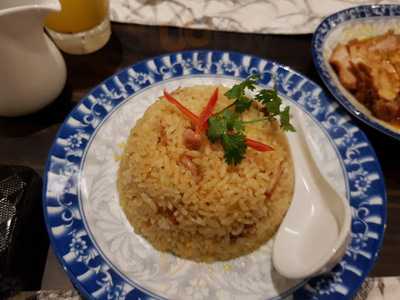 Bông Vietnamese Cuisine