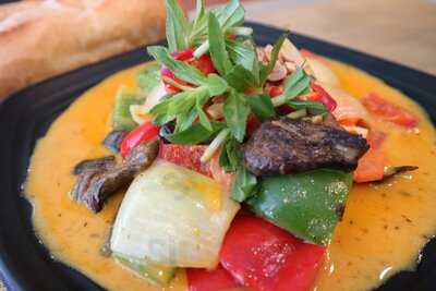 Nhà Hàng Chay Bà Xã Nguyễn Trãi