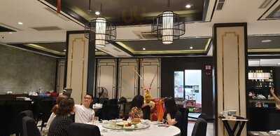 Nhà Hàng Yu Shang Lou - Trần Hưng Đạo