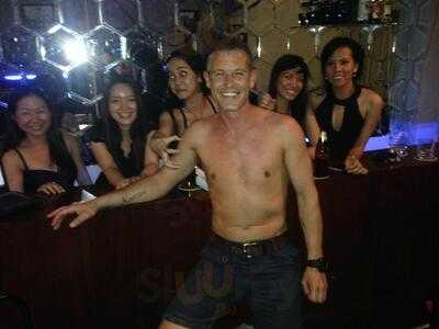 Nana Bar And Restaurant