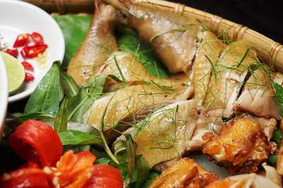 Nhà Hàng Đồi Xanh 2000