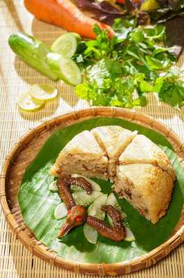 Nhà Hàng Đồi Xanh 2000