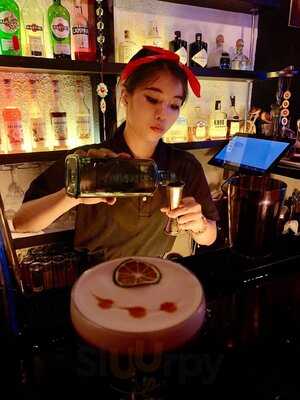 Movers And Shakers - Neighborhood Cocktail Bar