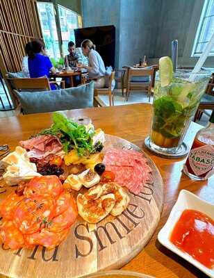 Pizza 4p's Le Dai Hanh