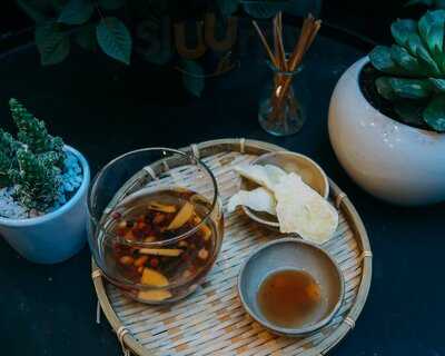 Trúc Hoa Trà Quán