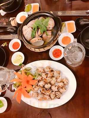Hải Cảng Restaurant