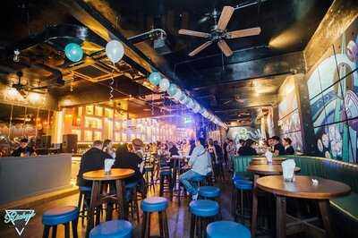 Ricky's Cocktail Bistro