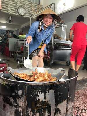 Quán Cơm Tấm Bà Há