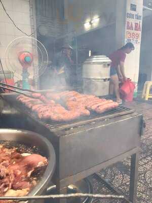 Quán Cơm Tấm Bà Há