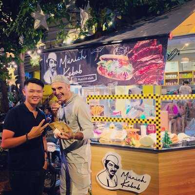 Cô Giang Quán - Beer Garden