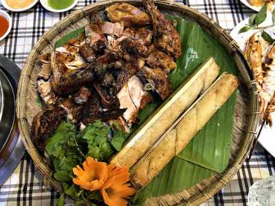 Nhung Nguoi Ban Restaurant