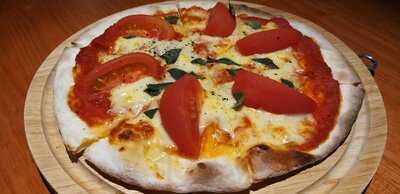 Pulse - Wine & Dining