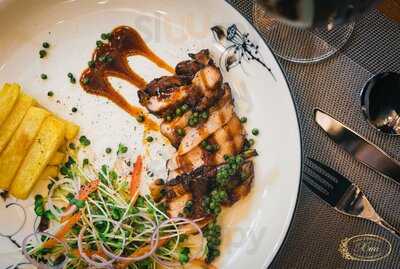 Xưa Coffee & Restaurant