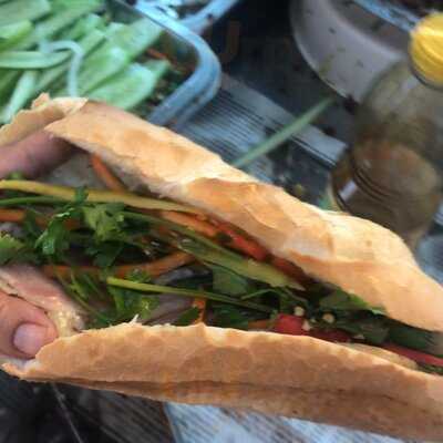 Bánh Mì A Vĩ