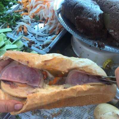 Bánh Mì A Vĩ