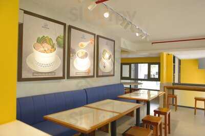 Đông Nguyên - Chicken Rice & Soup