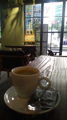 The March Coffee - Tmc - 51 Trần Quang Diệu