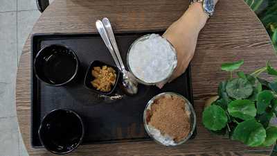 The Coconut • Kem Bơ & Kem Xôi Dừa