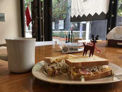 Ultreia Toast And Drinks