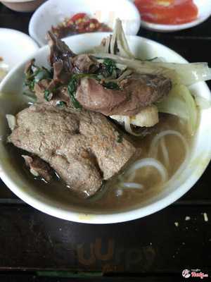 Nhà Hàng Bên Sông