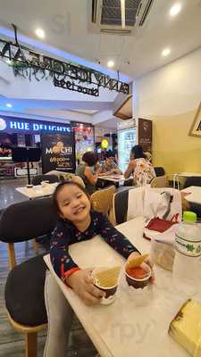 Viet Street Vincom Center Đồng Khởi