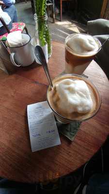 Viet Street Vincom Center Đồng Khởi