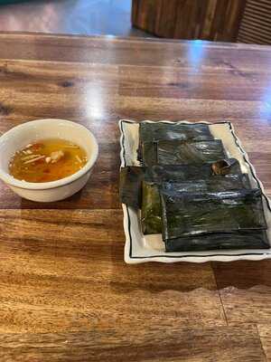 Viet Street Vincom Center Đồng Khởi