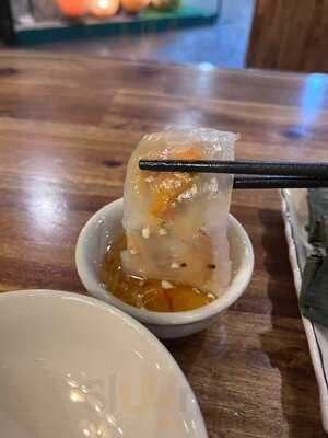 Viet Street Vincom Center Đồng Khởi