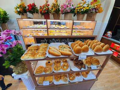 La Sangria Beer & Wine Club