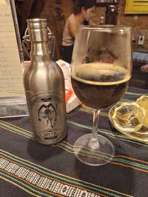 Anhouse Cafe & Craft Beer