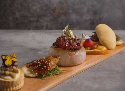 Switch - Wine & Cocktail Bar