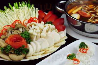 Nhà Hàng Thì Là Bistro