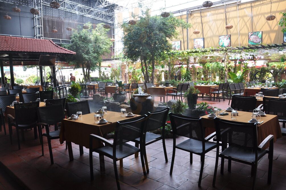 Nhà Hàng Nai Bên Sông