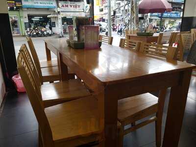 Quán Yến Hương Giang - Bún Bò Huế