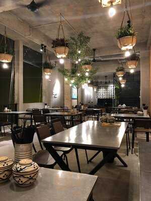 Gánh Đậu - Galaxy Nguyễn Văn Quá