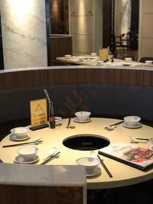 Manwah Hoàng Văn Thụ