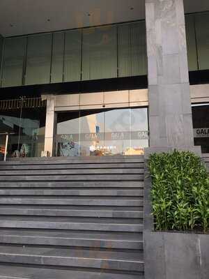 Manwah Hoàng Văn Thụ