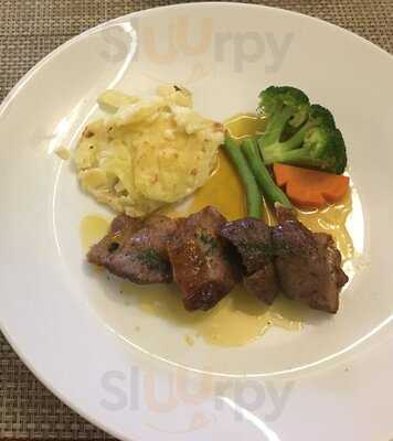 Amigo Grill Restaurant