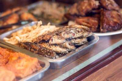 Tiệm ăn Ông Ngựa