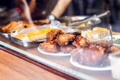 Tiệm ăn Ông Ngựa