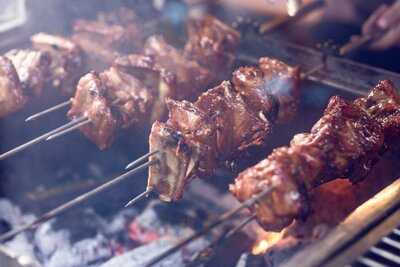 Tiệm ăn Ông Ngựa