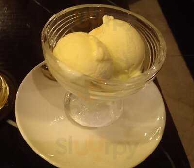 La Rosa Bistro - Cofffee & Pub