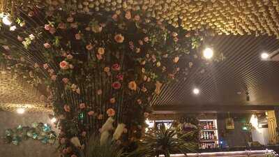 La Rosa Bistro - Cofffee & Pub